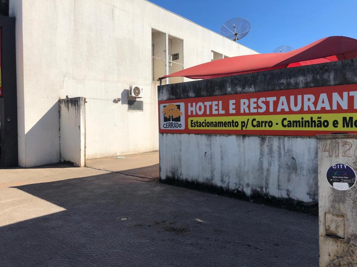 Aragarcas Hotel E Restaurante Cerrado المظهر الخارجي الصورة