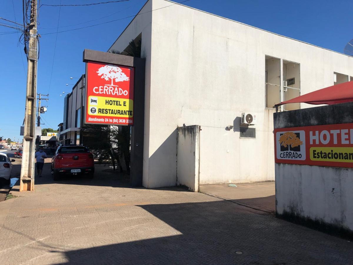 Aragarcas Hotel E Restaurante Cerrado المظهر الخارجي الصورة