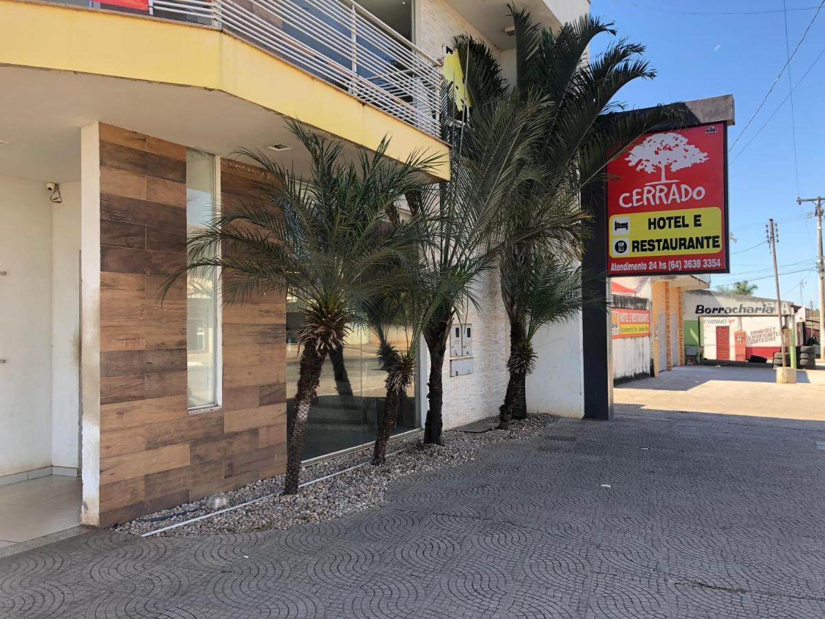 Aragarcas Hotel E Restaurante Cerrado المظهر الخارجي الصورة