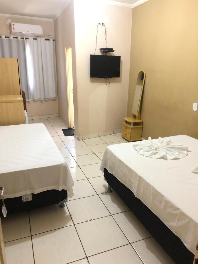 Aragarcas Hotel E Restaurante Cerrado المظهر الخارجي الصورة