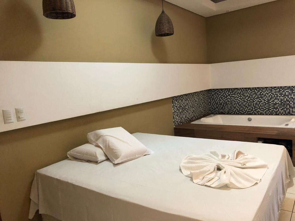 Aragarcas Hotel E Restaurante Cerrado المظهر الخارجي الصورة